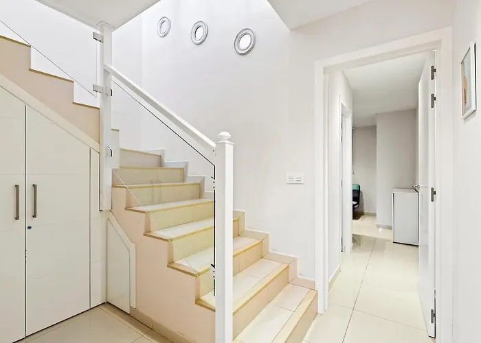 Duplex Ocean View Apartment In Neptuno